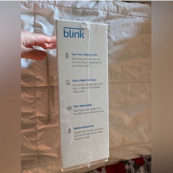 2 TWO Cameras Blink (3rd Gen) NIB + 3 Camera
Silicone Skin Covers NIB - Picture 12 of 12